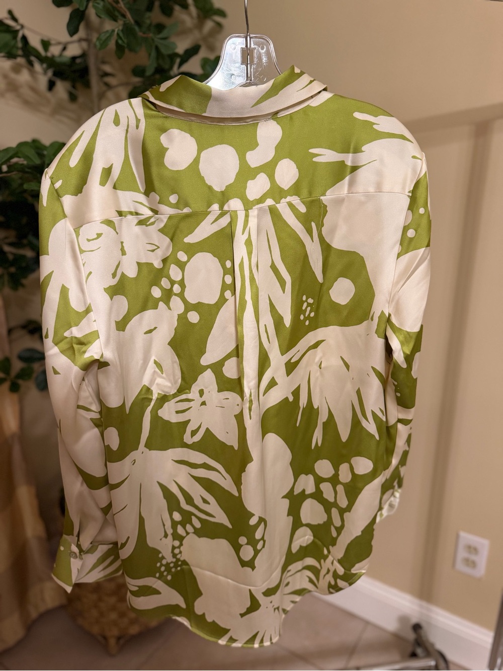 Rachel Zoe Cream and Olive Green Floral Silk-Feel Blouse - Picture 6 of 8